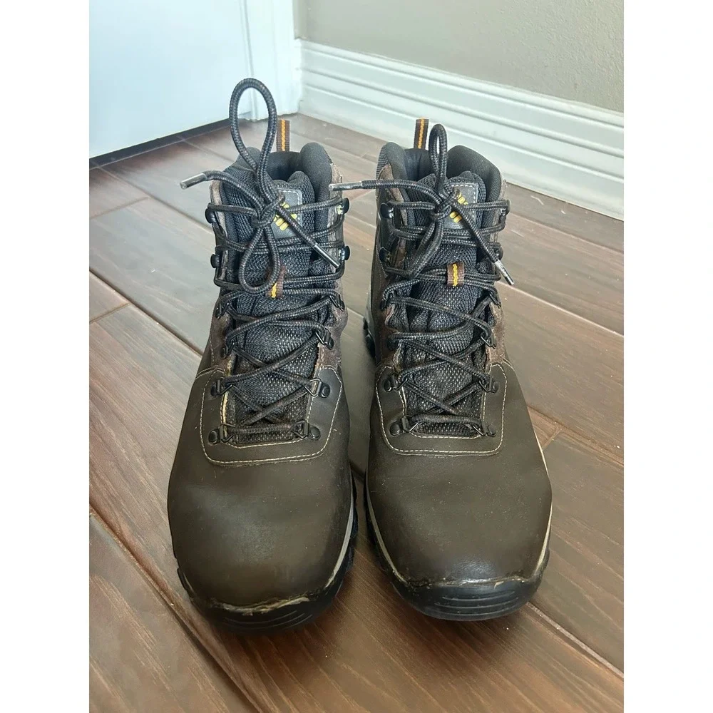Columbia Newton Ridge Plus II Waterproof Hiking Boots Mens 17 Brown BM3970-232